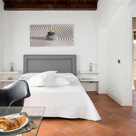 Agora Villa *